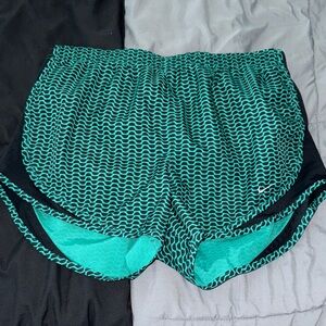 Nike Women's Green Patterned Shorts